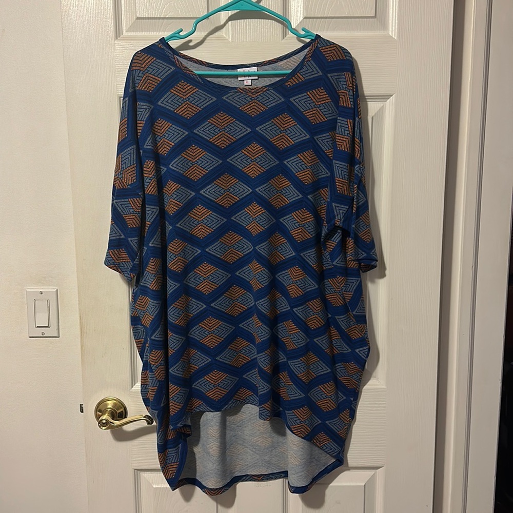 LuLaRoe T-shirt L